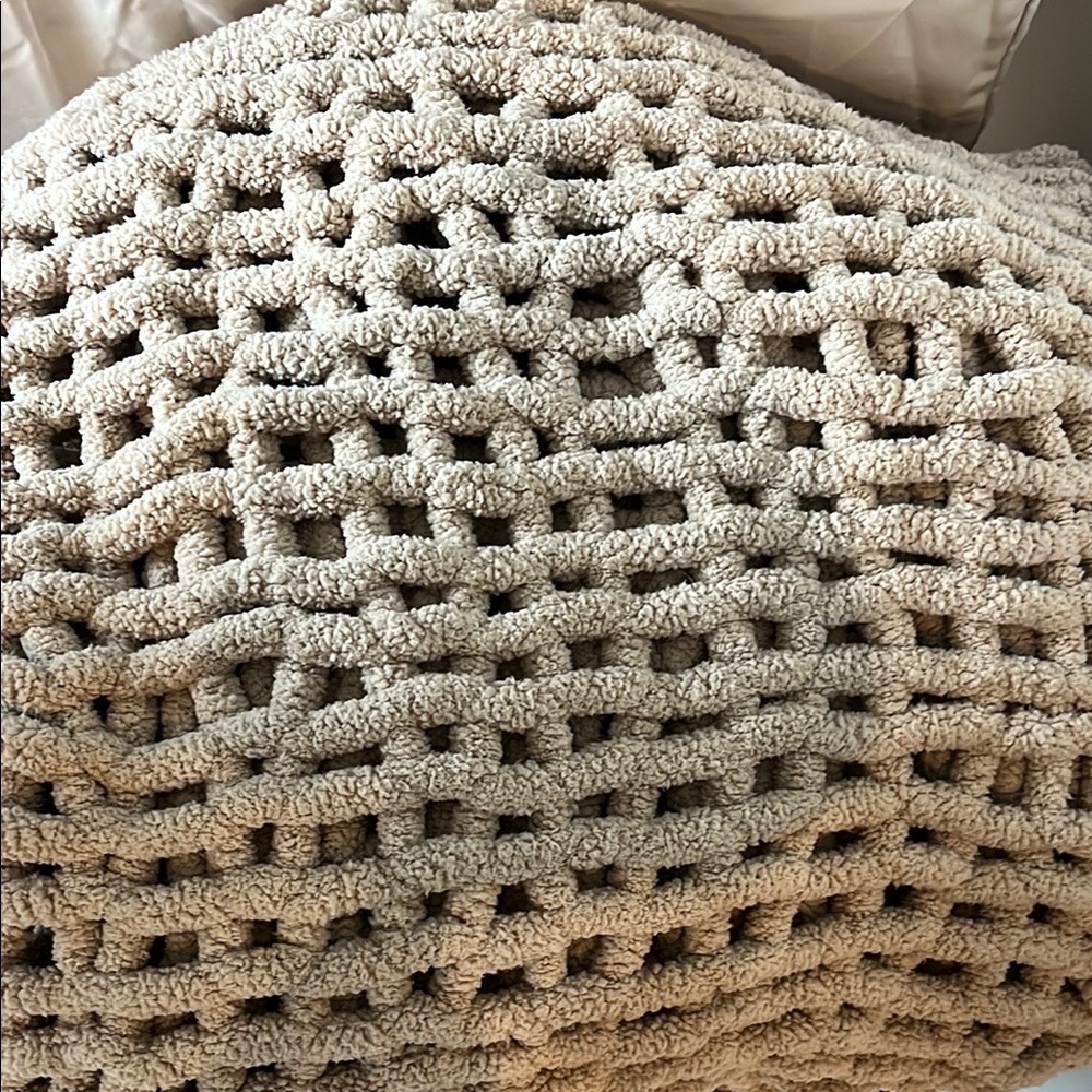 Cozy Textured Knit Blanket